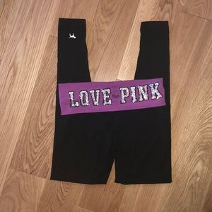 Woman’s PINK leggings size xs
